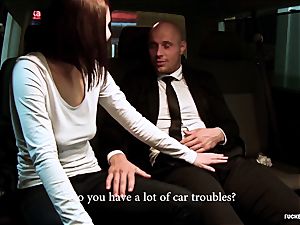 plumbed IN TRAFFIC - super-hot car bang with sexy Czech stunner
